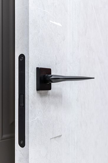 Межкомнатная дверь  