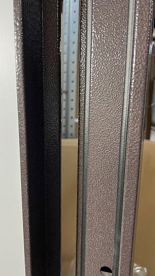 Входная дверь  